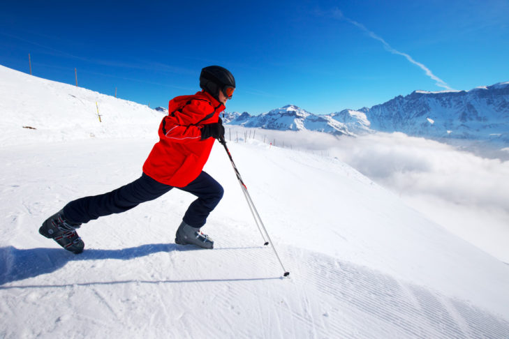 Egal, ob im Winter, Frühling, Herbst oder eben im Sommer: Wichtig ist, dass sich Wintersportler vor der ersten Abfahrt aufwärmen.