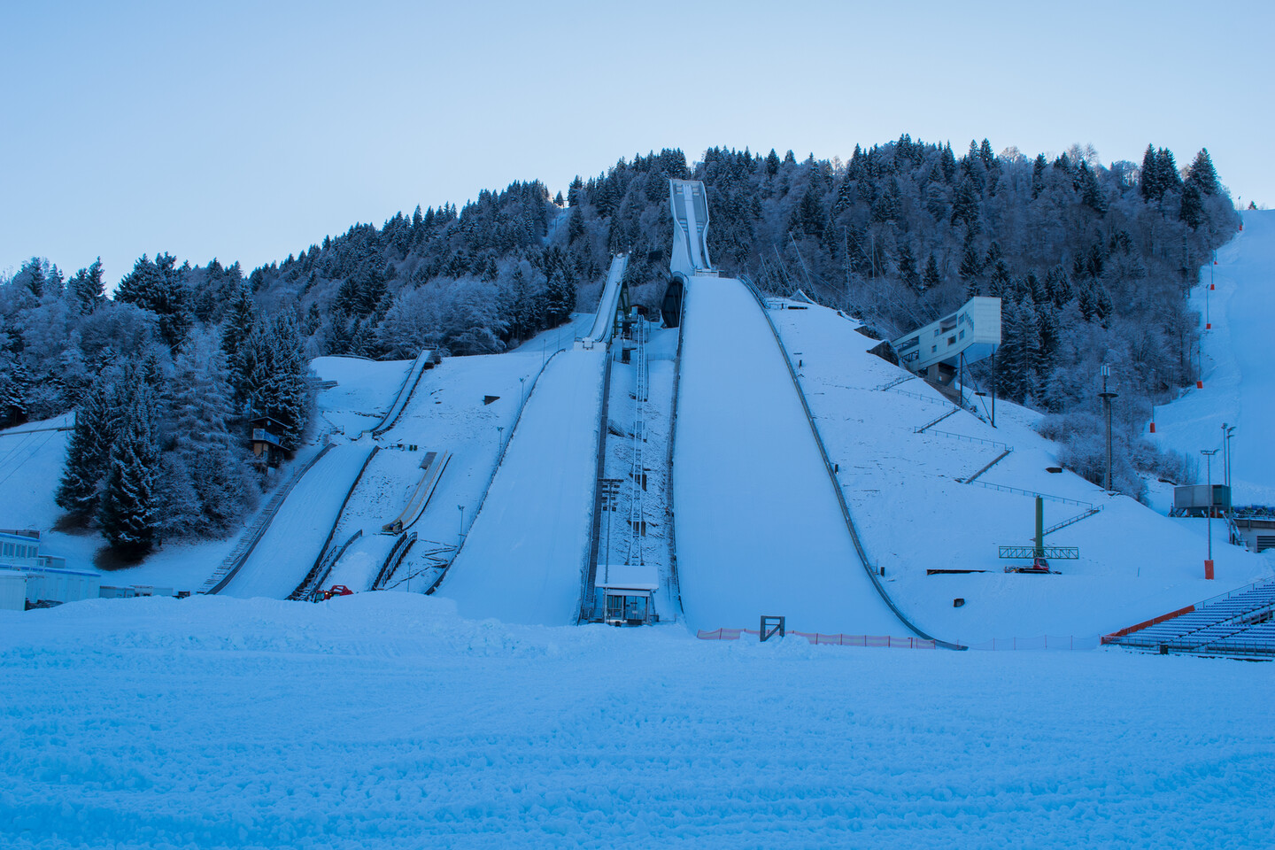 Skispringen Weltcup Alle Wettkämpfe & Termine 2025/2025